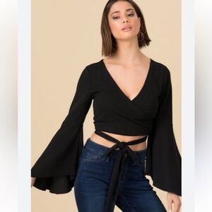 Romwe NWOT black  V Neck Tiered Bell Long Sleeve Solid Color Cropped Blouse L